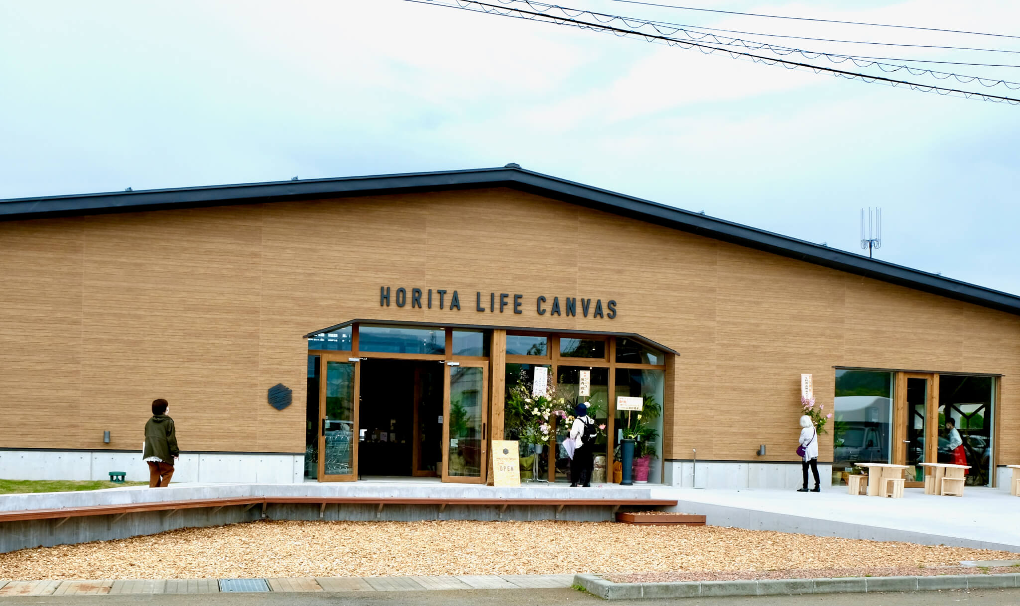 ホリタ文具　堀田敏史　アトツギ甲子園　4月21日に越前市にオープンしたBtoCとしては５店舗目の「HORITA LIFE CANVAS」　