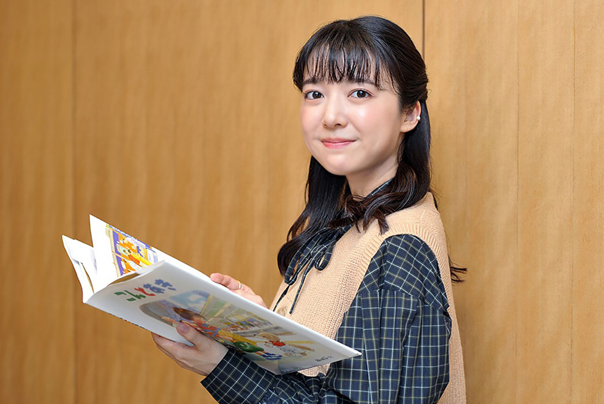 書店応援団① 上白石萌音さん「店をゆっくり一周… 世界が広がる