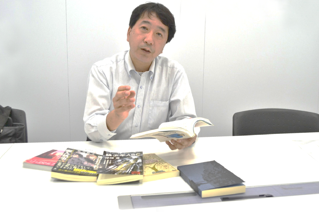 芥川賞・直木賞「該当作なし」に悲鳴！―からのイベント化でバズらせた