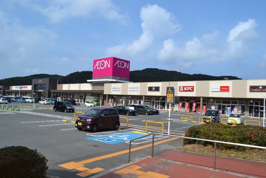 無書店自治体に再び文化の灯を。「書店＝人と情報が集まる場」と気づき