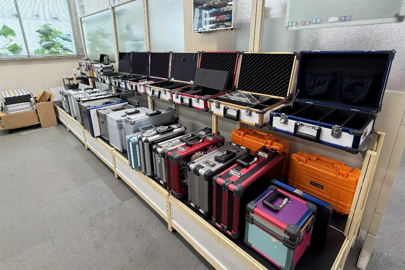 大阪発】入れられないものはなし！ オーダーメイドのケースづくりで